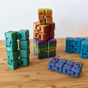 Sonsuzluk Küpü Fidget Oyuncağı – Filamiko 3D baskı