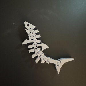 Eklemli Köpekbalığı Anahtarlık – Filamiko 3D baskı (3)