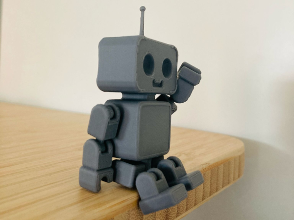 Eklemli Sevimli Robot Figür 1 Eklemli Sevimli Robot Figür – Filamiko 3D baskı